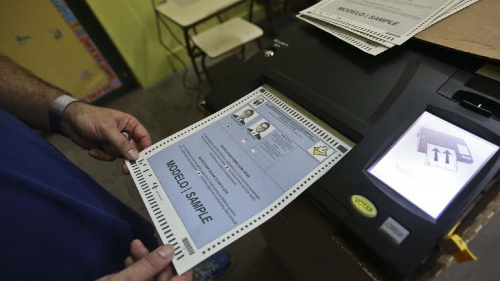  Controversia sobre 5,551 electores que figuran inscritos en Puerto Rico y Estados Unidos regresa a la CEE ante reclamo del PPD 