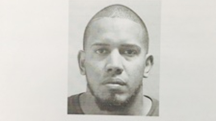 Lo pillaron en un "Four Track" armado y con drogas en Guanica 