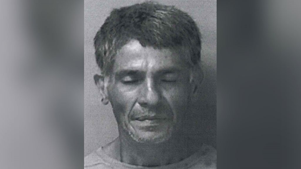  Encarcelan a sujeto acusado de un escalamiento en negocio de Camuy 