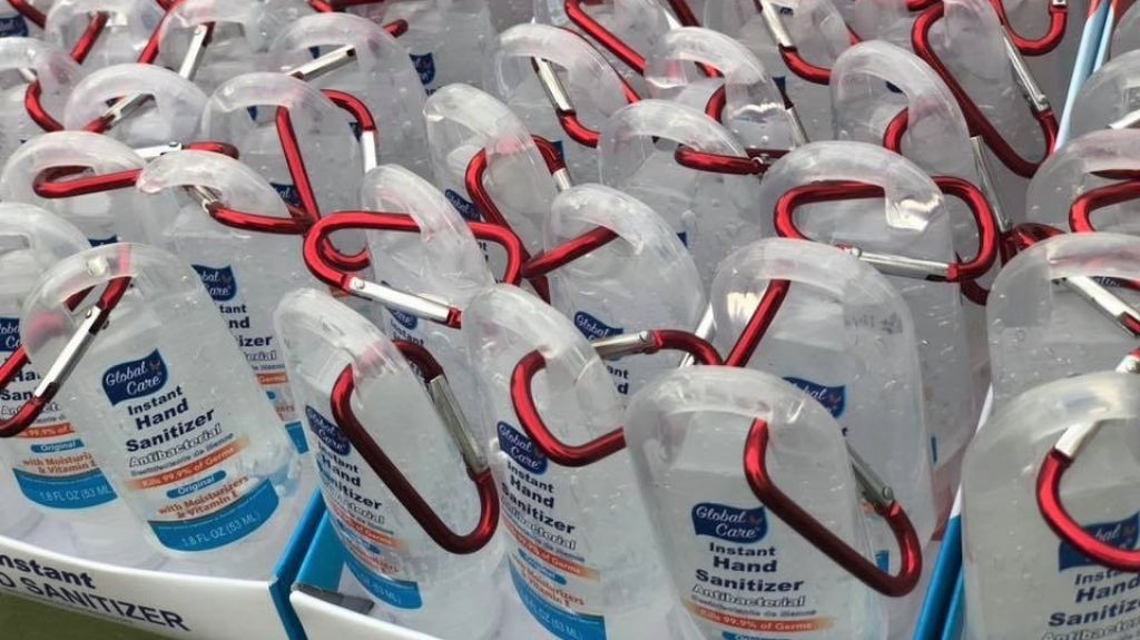  Morovis se adelanta al Covid-19 con intensa campa&ntilde;a educativa en escuelas y distribuci&oacute;n de alcohol en gel 