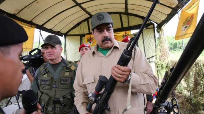 Maduro organiza un show de hipotÃ©tica invasiÃ³n de EEUU