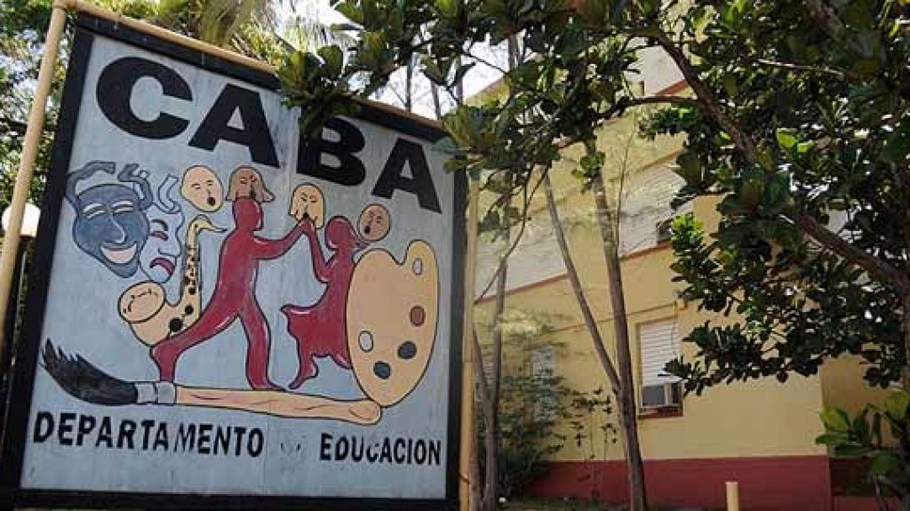  Emplazan a secretario Educaci&oacute;n por traspaso de CABA a la UPR Aguadilla 