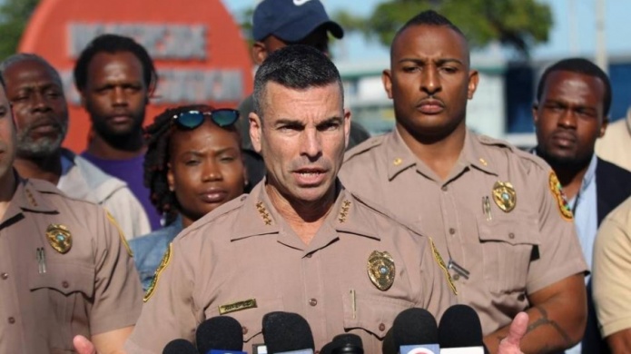 Arrestan a dos sospechosos del tiroteo el DÃ­a de Martin Luther King Jr.