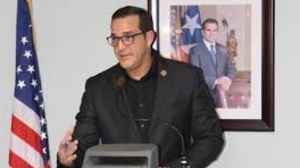  Piden secretario Vivienda presente plan para lograr desembolso de fondos federales 