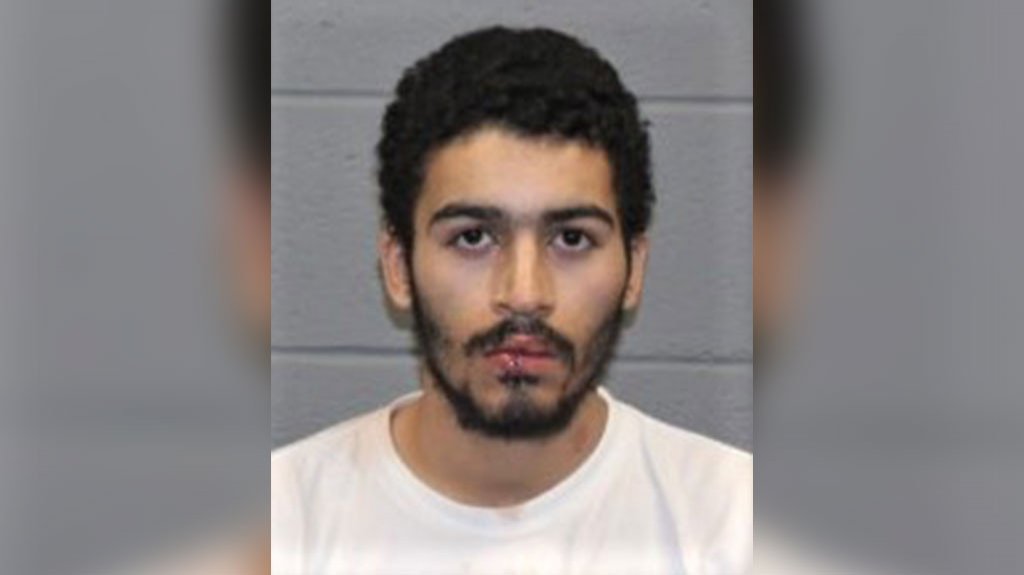  Arrestan en Pe&ntilde;uelas a joven acusado de un asesinato en Estados Unidos 