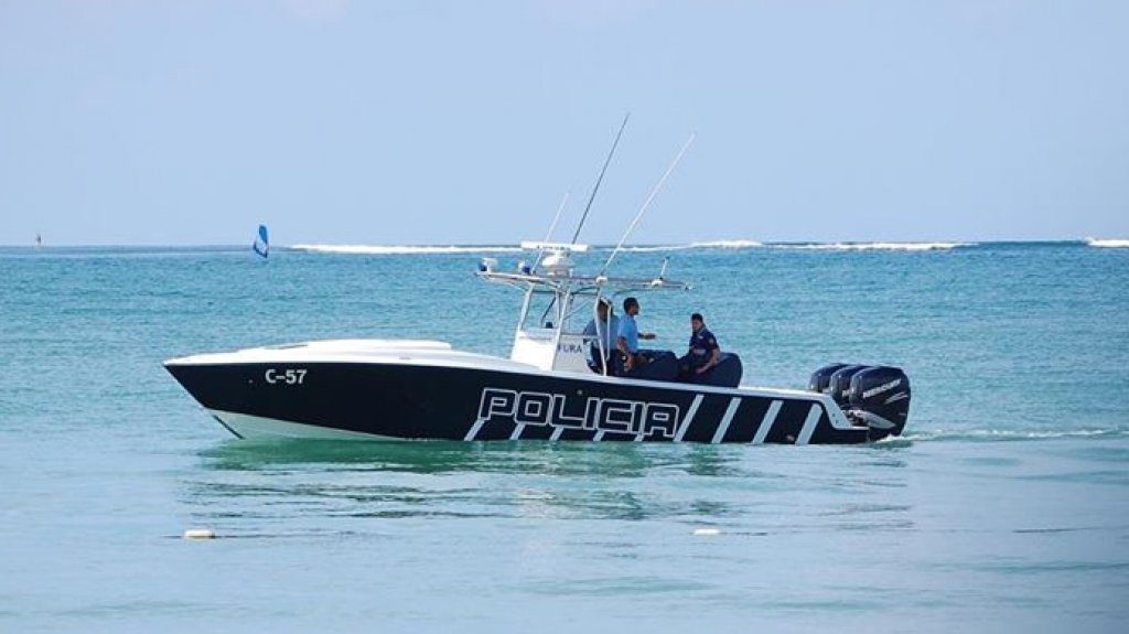  Tres personas arrastradas por corriente en playa Jobos de Isabela 