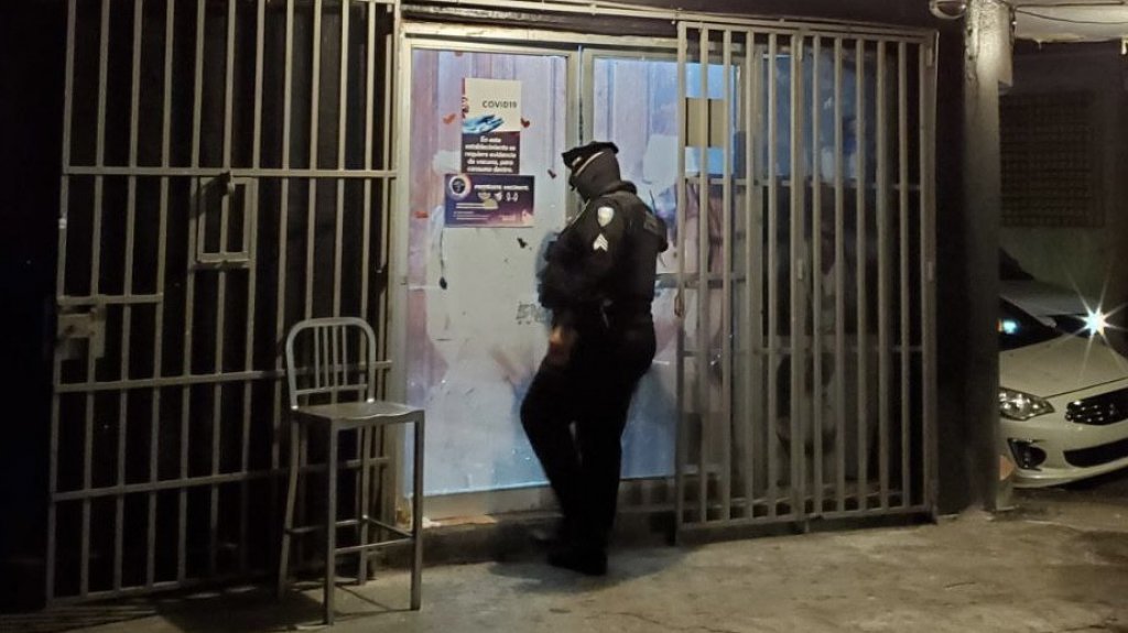  Tres arrestados durante intervenciones de la polic&iacute;a municipal y HSI en negocios de San Juan 