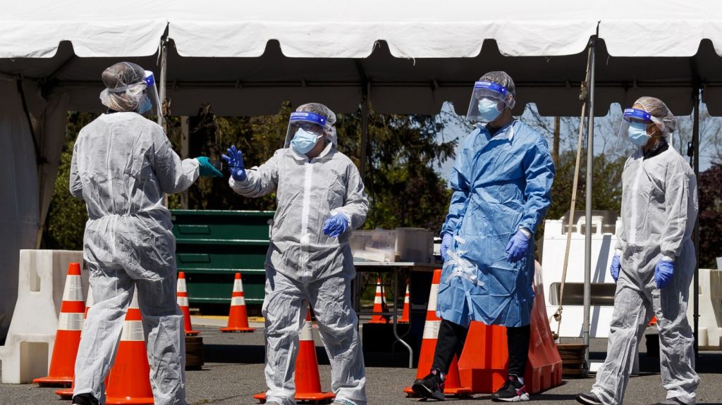  EEUU supera los 127.300 muertos y 2,62 millones de contagios de coronavirus 