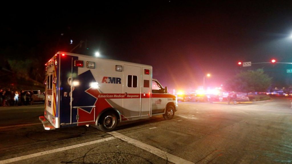  Identifican al autor del tiroteo en un bar de California que dej&oacute; al menos 13 muertos 