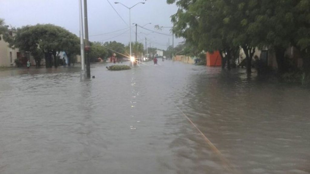  Rep. Dominicana, aguaceros inundan 168 viviendas y causan da&ntilde;an severos a los ajuares en la regi&oacute;n suroeste del pa&iacute;s 