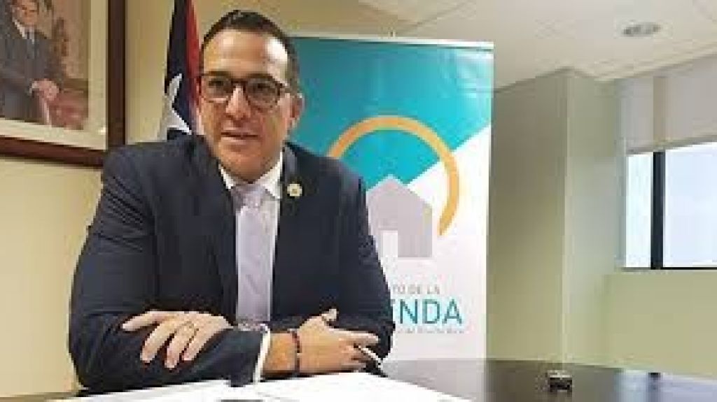  Prioridad para el Gobierno conseguir los t&iacute;tulos de propiedad para las m&aacute;s de 60 mil residencias que no lo tienen 