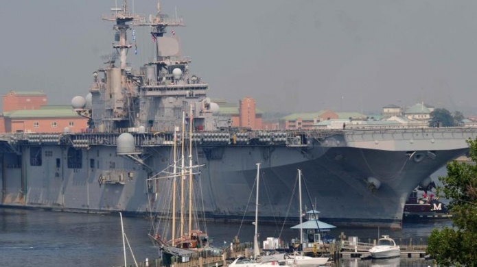 Este es el portaaviones de EE. UU. estacionado en GuantÃ¡namo que llegara ayudar a PR durante el HuracÃ¡n Irma  