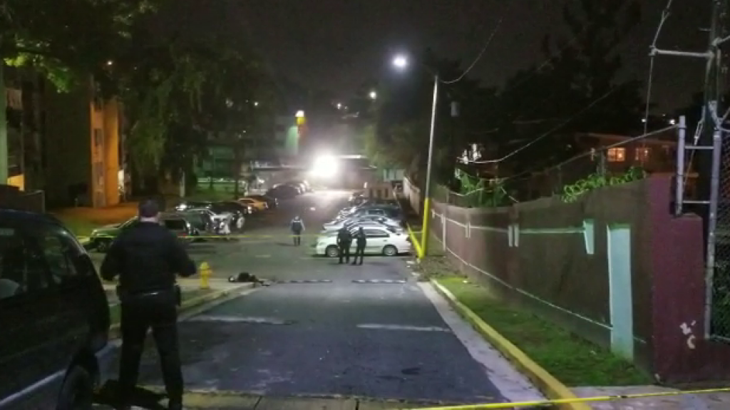  Video: Identifican a los dos hombres asesinados anoche en residencial de San Juan 