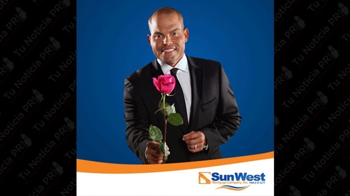 Sun West Mortgage e IvÃ¡n RodrÃ­guez donan beca de bÃ©isbol a estudiante del Carlos BeltrÃ¡n Baseball Academy