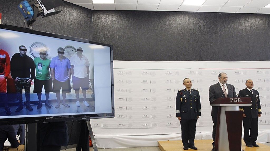  Fiscal&iacute;a mexicana rescata a 39 migrantes cubanos secuestrados en Canc&uacute;n 