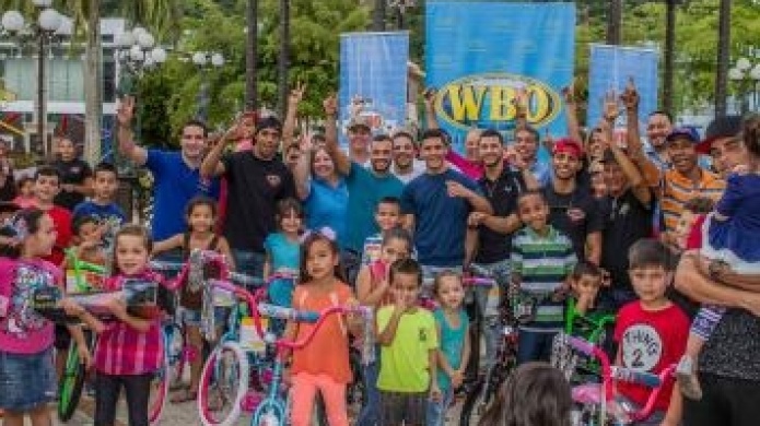 Llega la OMB a Barranquitas con regalos para celebrar el DÃ­a de Reyes