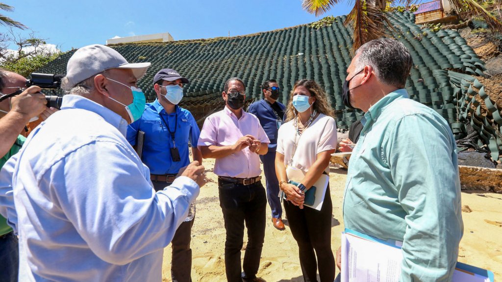  Agencias coinciden en el alto riesgo de colapso en que se encuentra el Paseo Puerta de Tierra debido a la erosi&oacute;n 