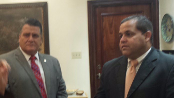 REPRESENTANTES NARDEN JAIME ESPINOSA Y VÃCTOR VASSALLO, FIRMES EN SU POSTURA SOBRE EL MATRIMONIO
