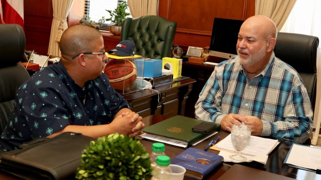  &lsquo;Johnny&rsquo; M&eacute;ndez recibe vista de H&eacute;ctor &lsquo;El Father&rsquo; 