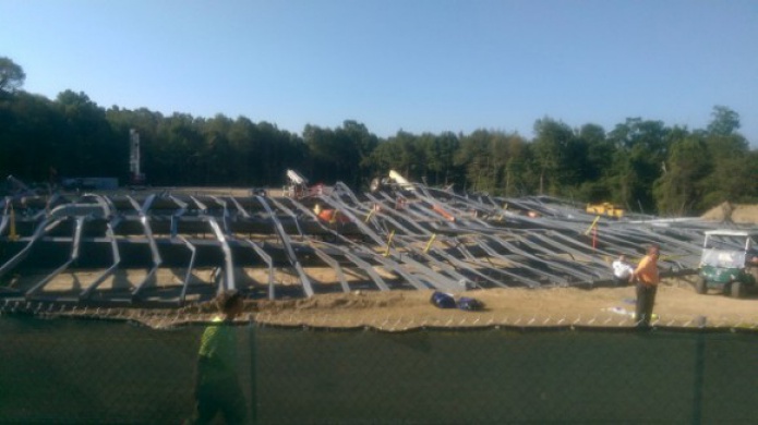Seis personas heridas tras colapso de un edificio en la Universidad de Bryant
