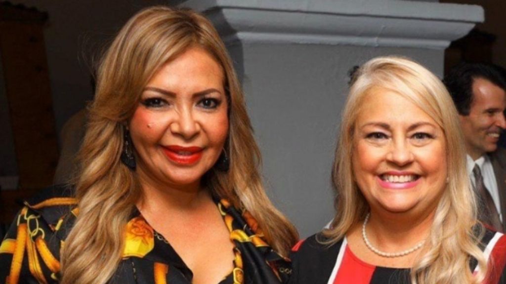  Senadora V&aacute;zquez Nieves entrega su apoyo a Wanda V&aacute;zquez para la Gobernaci&oacute;n 