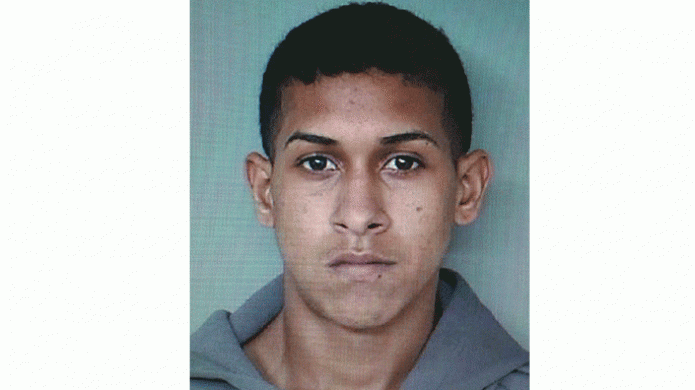 Preso joven de 18 aÃ±os por robar un IPhone 5 en  MayagÃ¼ez