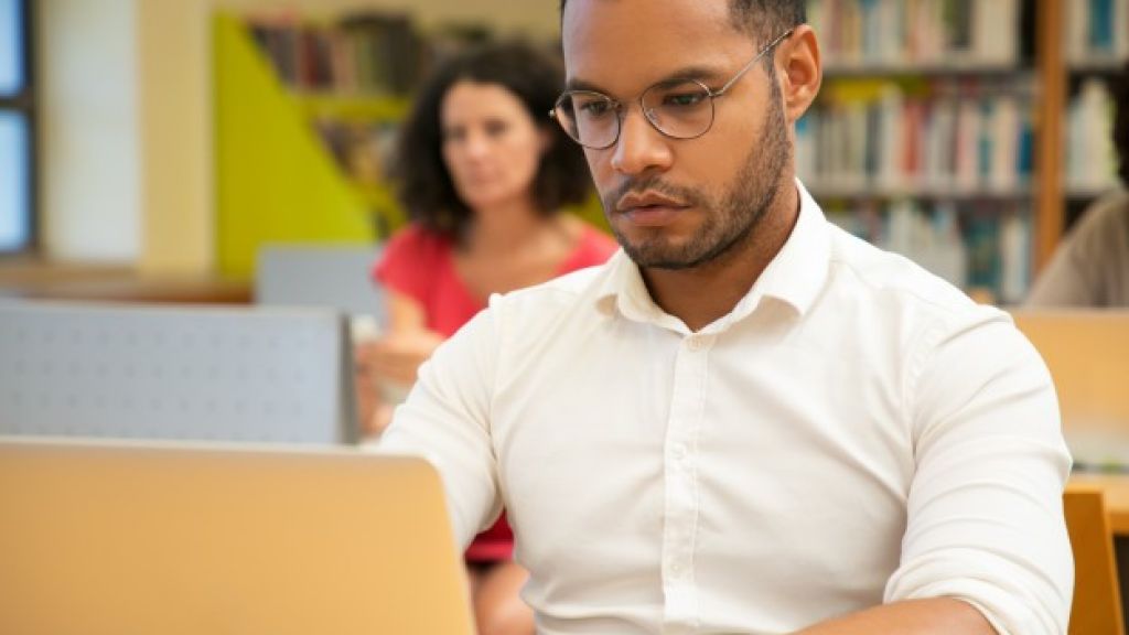  Ofrecen certificaci&oacute;n de educador virtual para profesores universitarios 