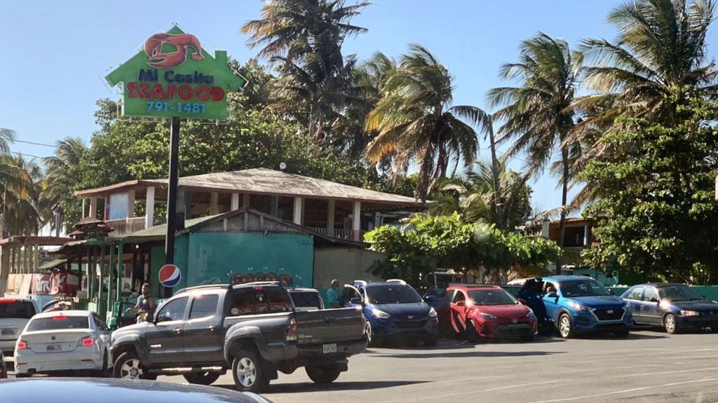  Comerciantes de Piñones critican plan de la Policía en la zona 