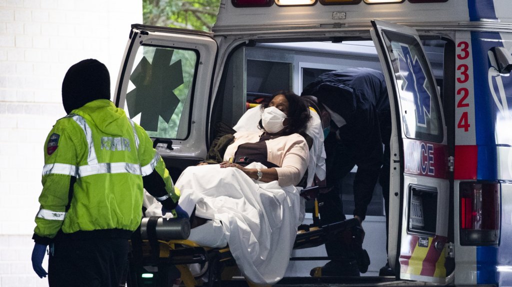  EE.UU. rompe el r&eacute;cord de contagios diarios de covid-19 con 91.295 y roza los nueve millones 