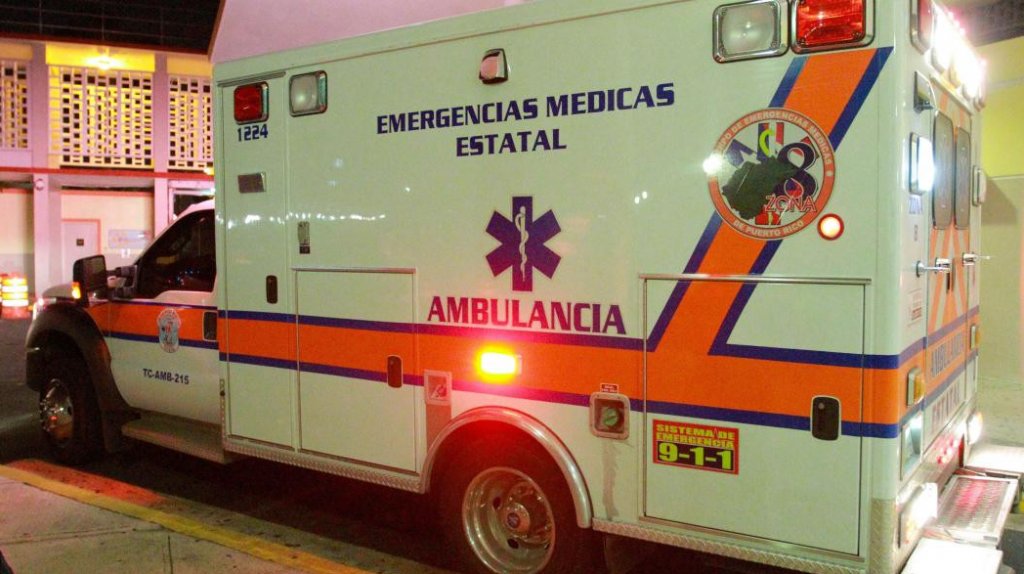  Grave motociclista impactado por un auto en Carolina 