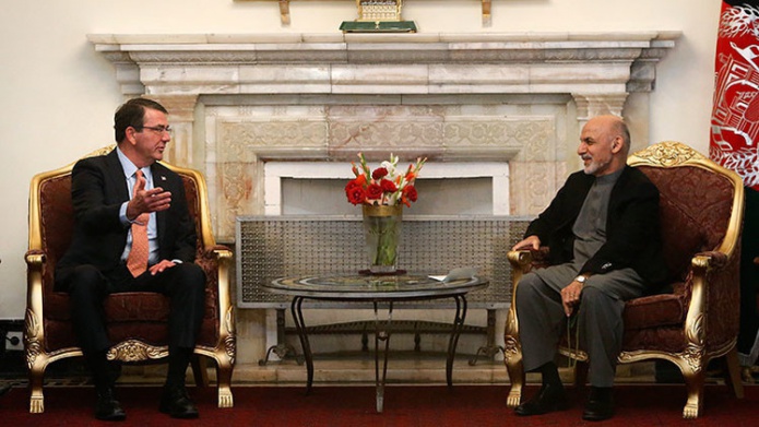 El PentÃ¡gono reconoce que estÃ¡ considerando posponer la retirada de tropas de EE.UU. de AfganistÃ¡n