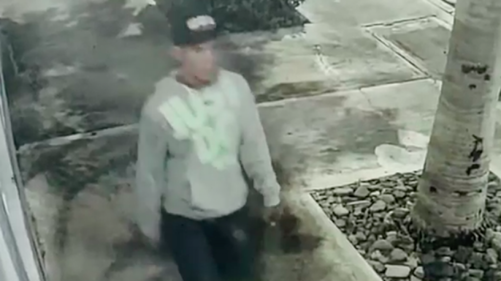  En video: hombre que cometi&oacute; &ldquo;carjacking&rdquo; en Miramar 