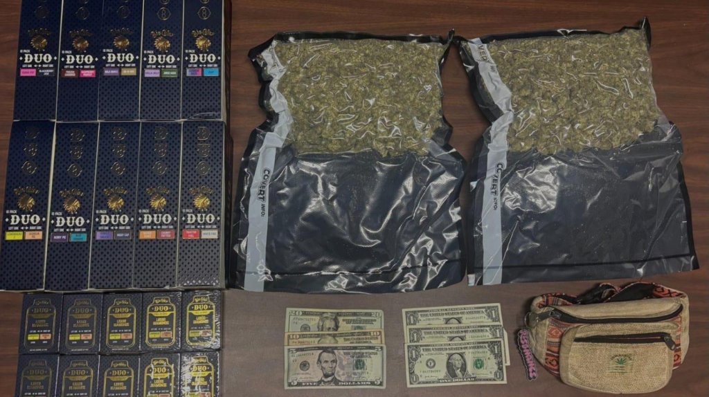  Lo Pillaron en Moca con 3 libras de marihuana 