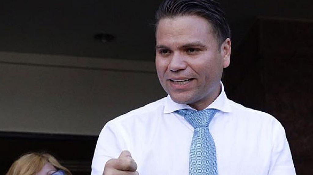 Alegan alcalde de CataÃ±o "atornilla" empleados en medio de la emergencia