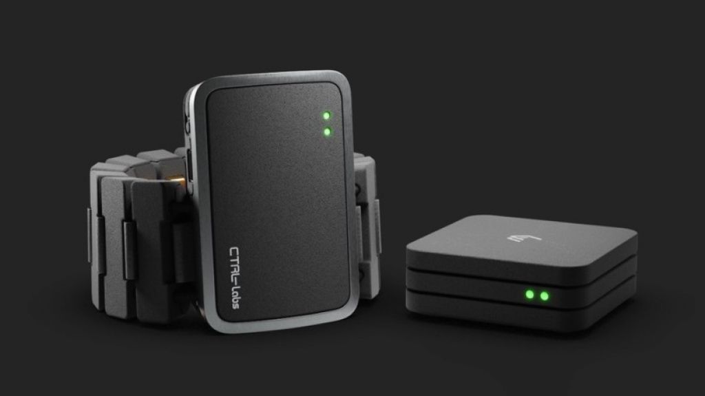  Facebook adquiere una compañía que desarrolla pulseras para controlar dispositivos digitales con la mente 