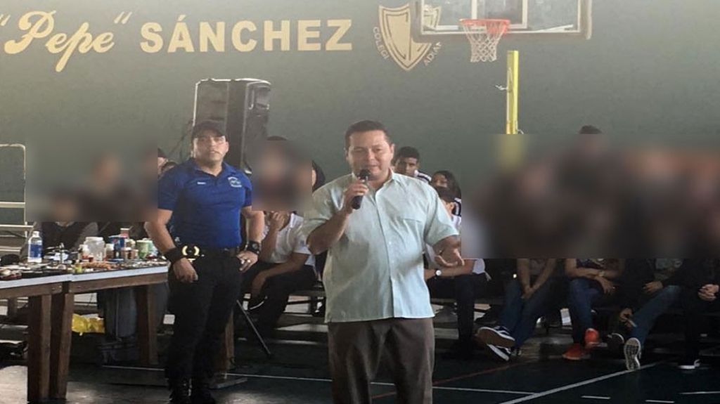  Denuncian supuesta fiesta de policias municipales con bebidas alcoh&oacute;licas en instalaci&oacute;n municipal de Guaynabo 
