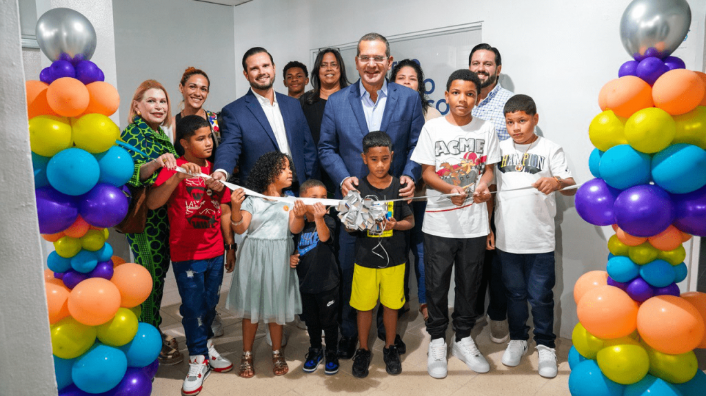  Inauguran nuevo Centro Educativo Tecnológico y anuncian mejoras millonarias en residencial de Naguabo 