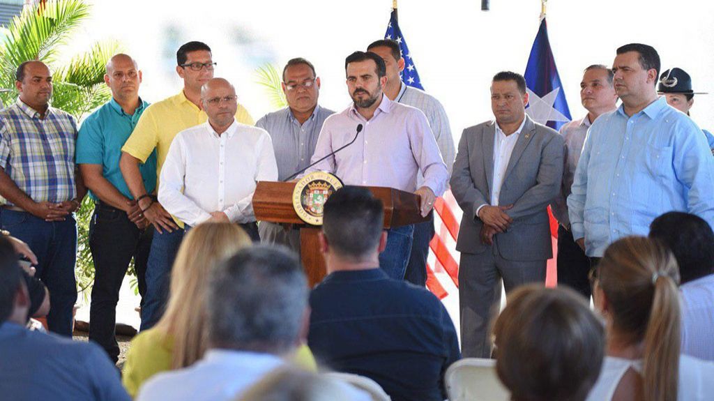  Gobernador inaugura cuartel del Negociado de la Polic&iacute;a en Manat&iacute; y otros proyectos del municipio 