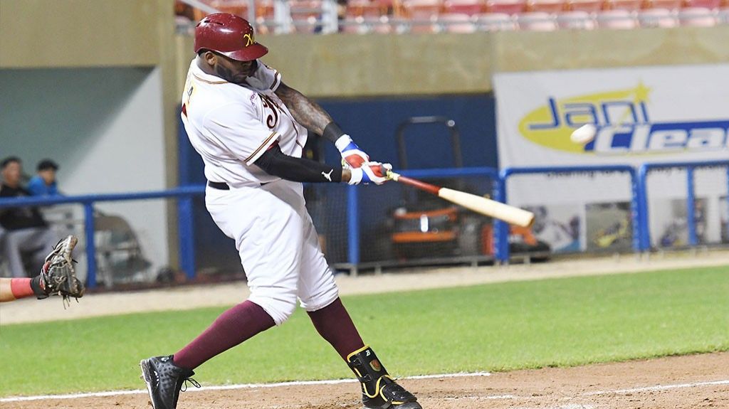  Kennys Vargas se perfila como jugador más valioso del torneo invernal 