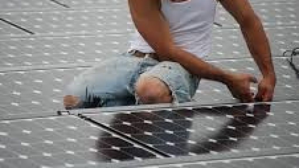  Alertan sobre supuesto fraude en instalaciones solares 