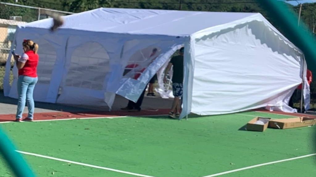  Comienza instalaci&oacute;n de 200 carpas para dar clases en el sur 