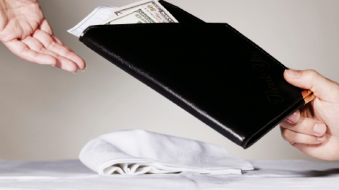 AtenciÃ³n: Restaurantes ya no podrÃ¡n cobrar cargos por servicios 