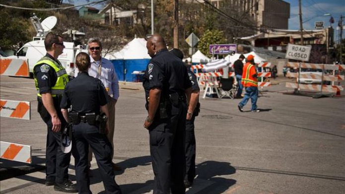 Asesinado a tiros un alguacil en una gasolinera en Houston