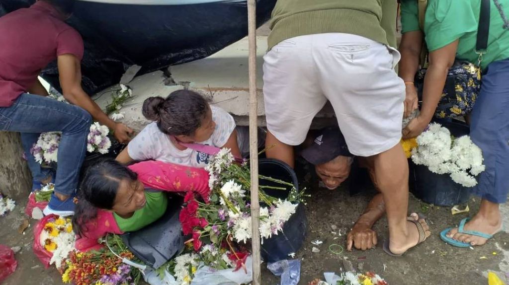  Videos del fuerte terremoto de magnitud 6,8 en Filipinas esta madrugada 