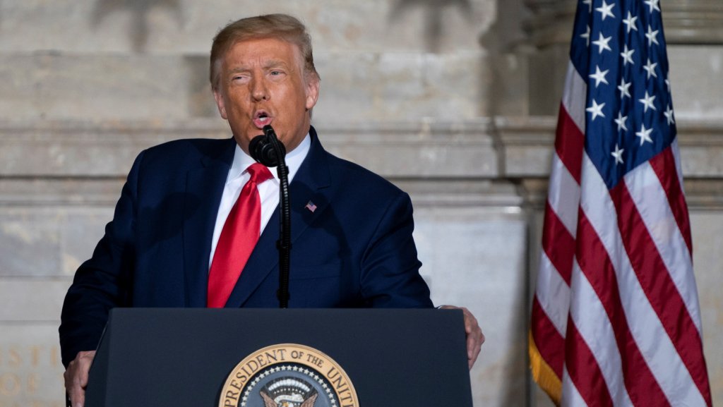  Trump anuncia otra ayuda de 13.000 millones de d&oacute;lares para los agricultores 