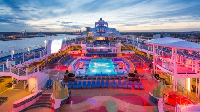 Muere niÃ±o tras estar a punto de ahogarse en crucero de Royal Caribbean