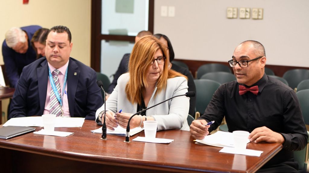  Esperan convertir en ley que sea gratis para estudiantes de escuela p&uacute;blica examen de licencias de aprendizaje 