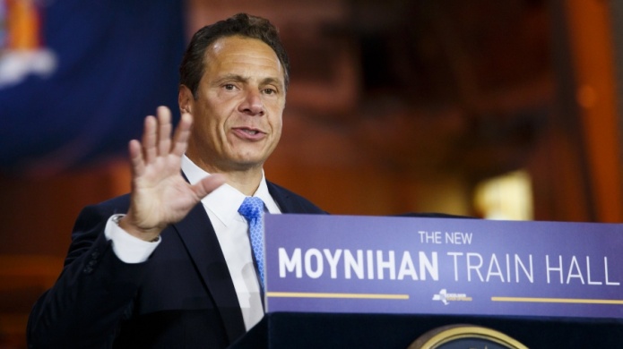 Gobernador de Nueva York pide a Trump usar poder Casa Blanca para ayudar a Puerto Rico