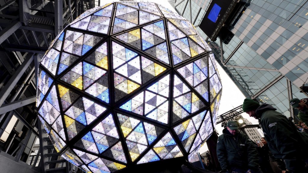  La bola de Times Square recibir&aacute; el 2021 sin p&uacute;blico 