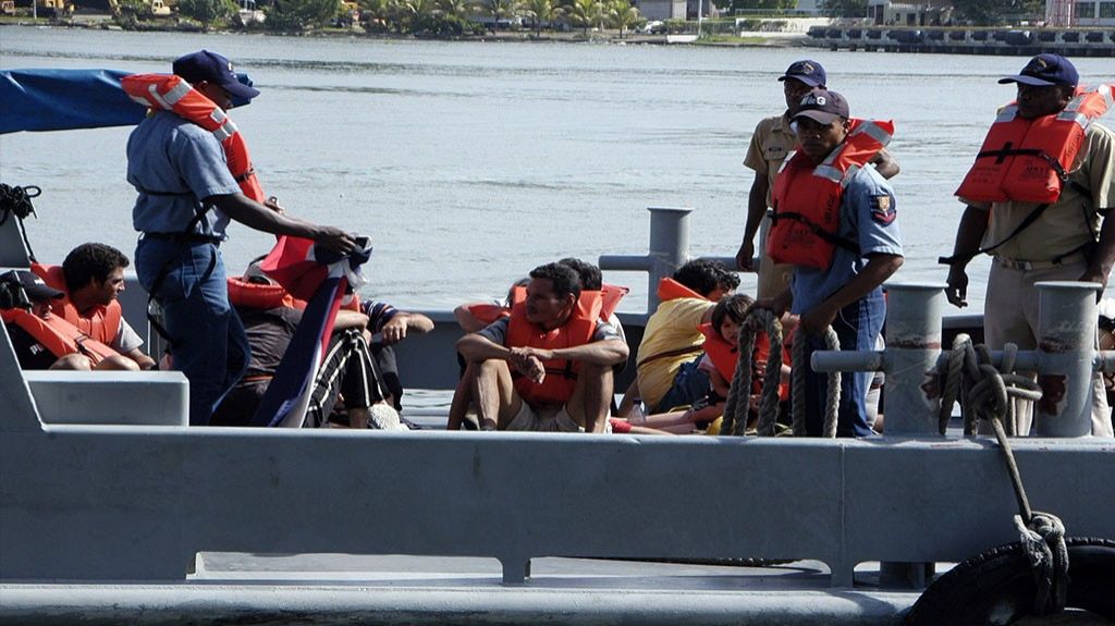  La Guardia Costera repatr&iacute;a a R.Dominicana a 41 inmigrantes 